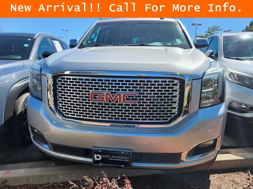 Used 2015 GMC Yukon XL Denali w/ Premium Package AWD/4WD image 3