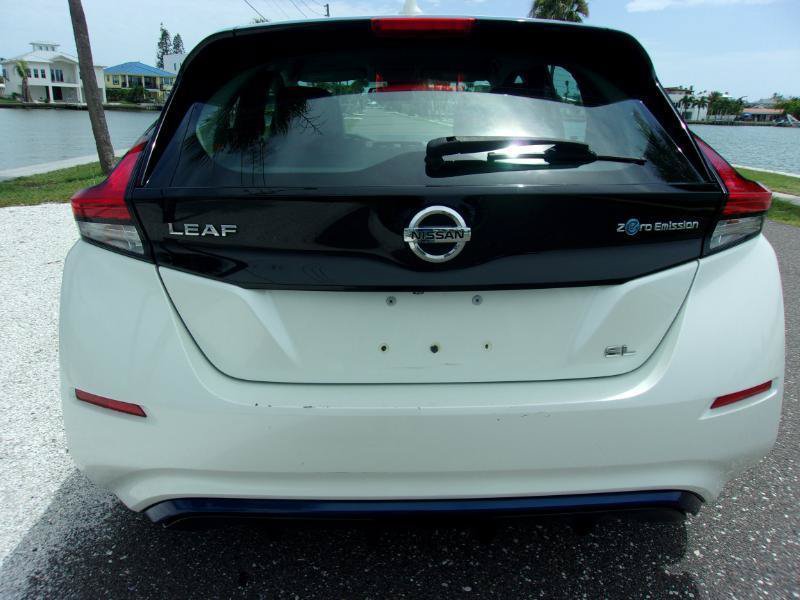 Used 2018 Nissan Leaf SL w/ SL Technology Package FWD image 11