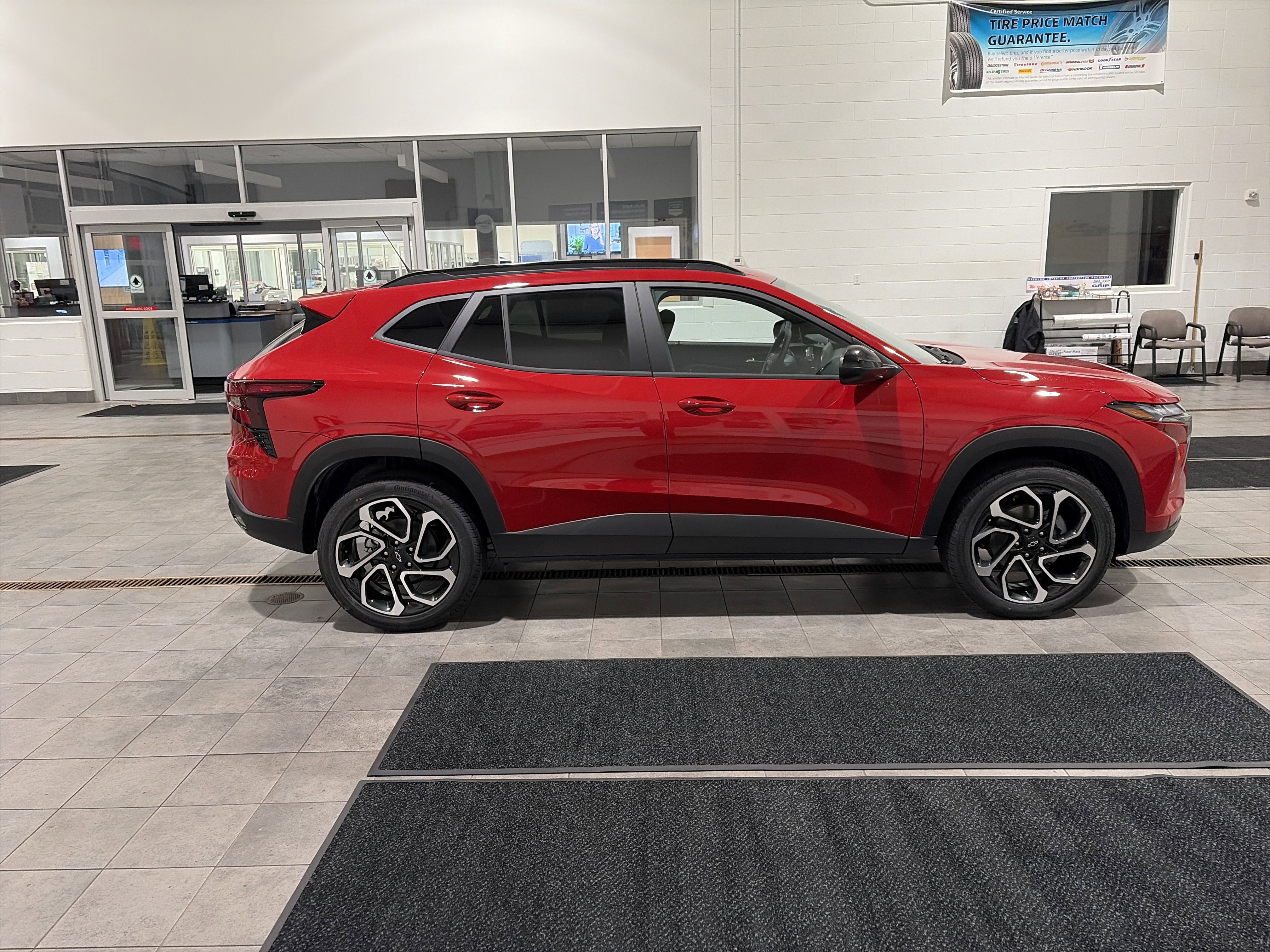 New 2026 Chevrolet Trax RS w/ Sunroof Package image 2
