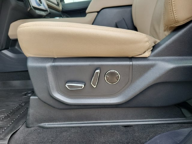 Used 2024 Ford Expedition Limited RWD image 17