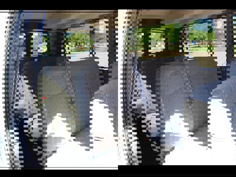 Used 2025 Chevrolet Express 3500 LS RWD image 15