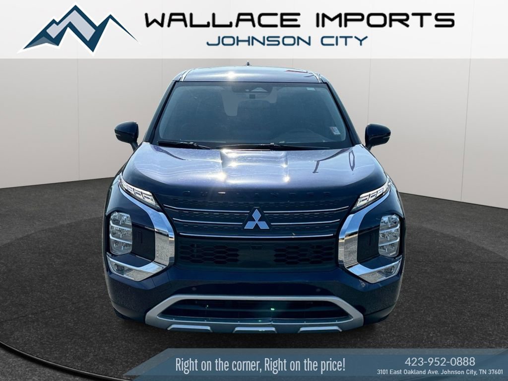 Used 2022 Mitsubishi Outlander SE image 8