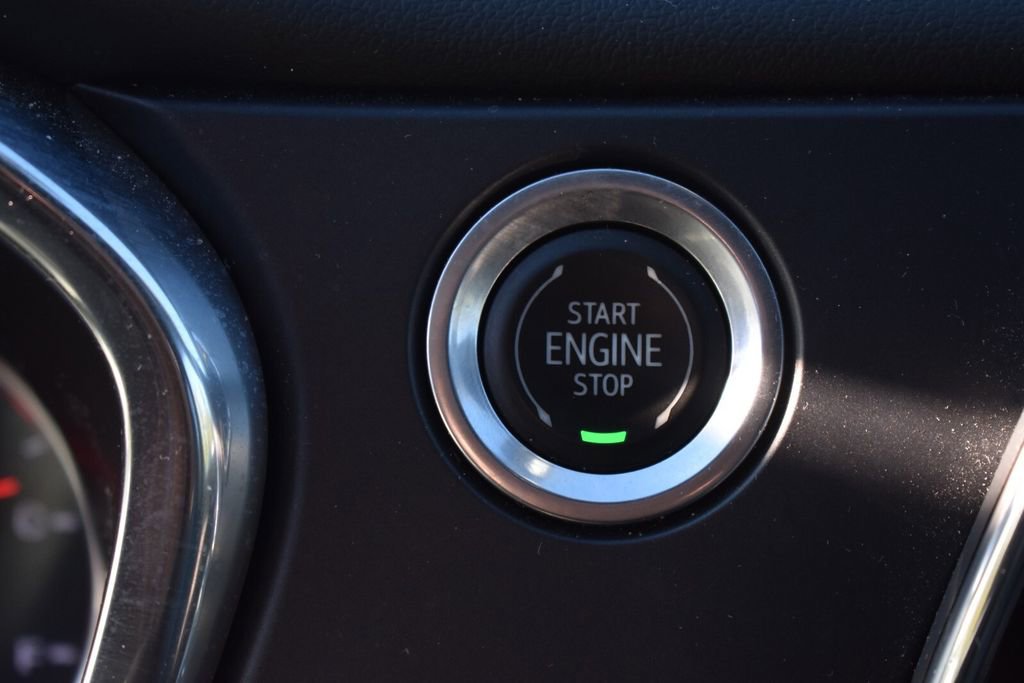 Used 2022 Chevrolet Blazer Premier AWD/4WD image 34