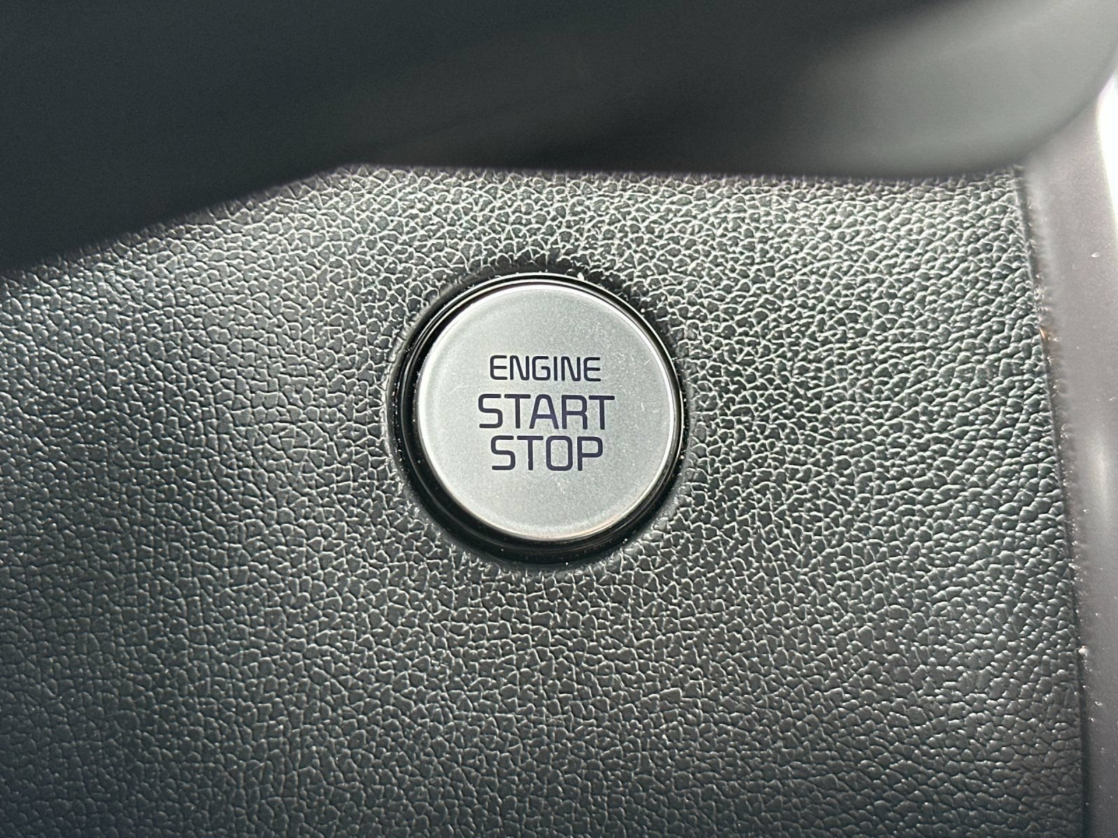 Certified 2023 Kia Sorento EX FWD image 32