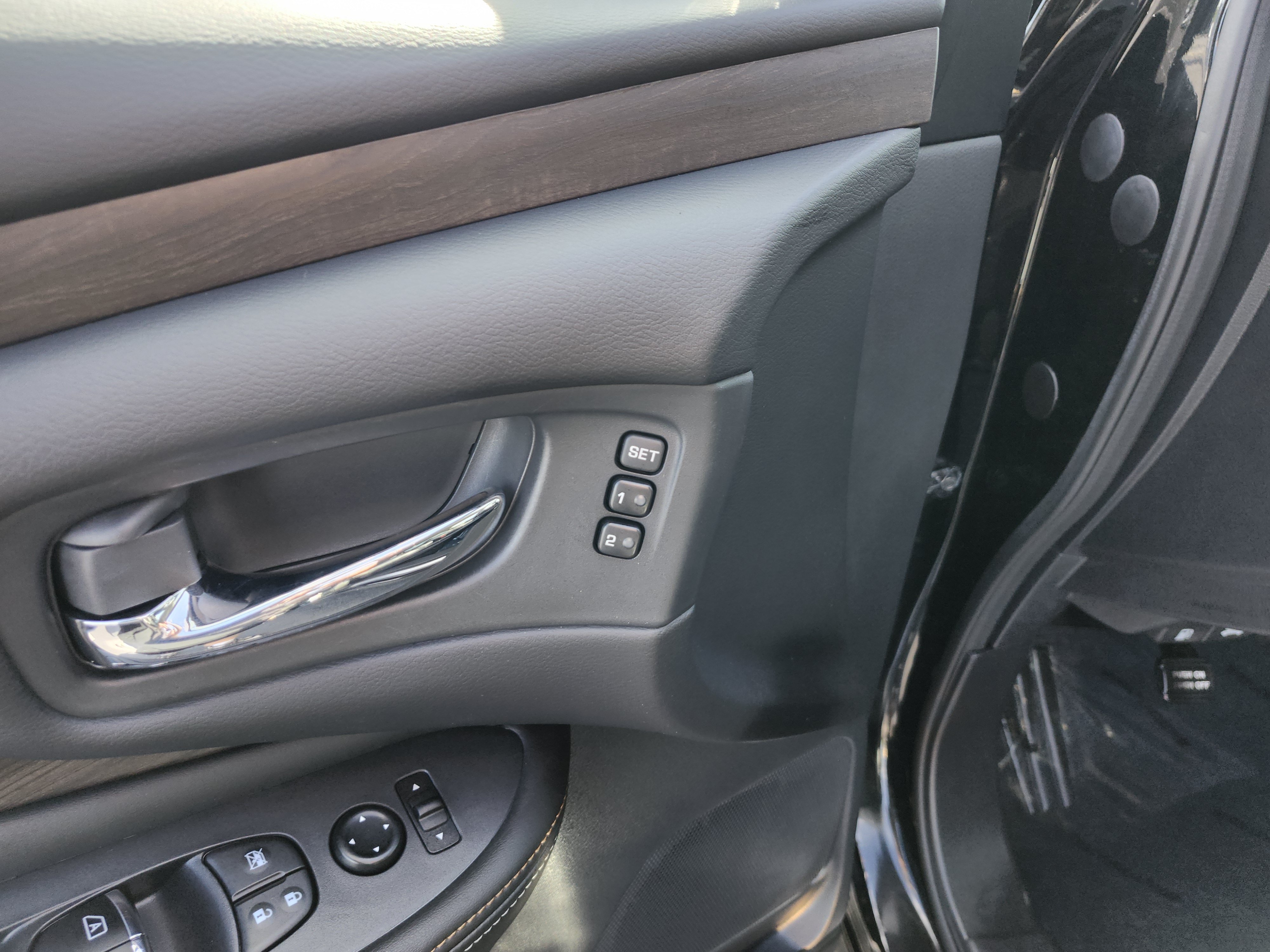 Used 2023 Nissan Murano Platinum w/ Cargo Package AWD/4WD image 30