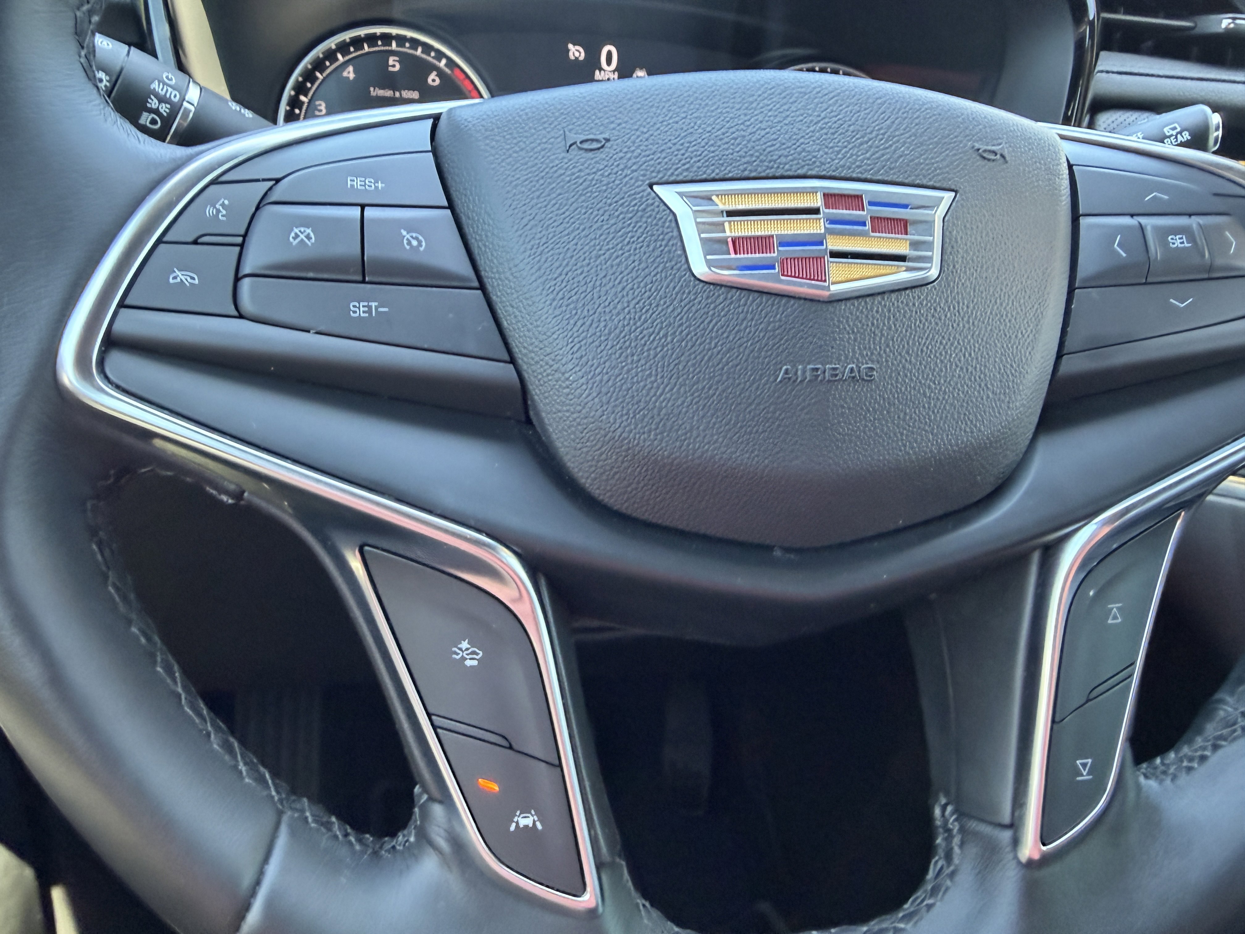 Used 2023 Cadillac XT5 Luxury image 27