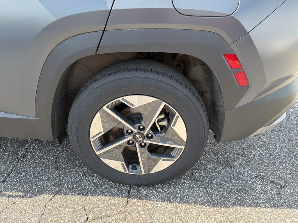 Certified 2025 Hyundai Tucson SEL image 13