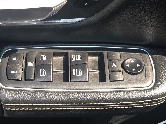 Used 2020 RAM 1500 Laramie w/ Sport Appearance Package AWD/4WD image 20
