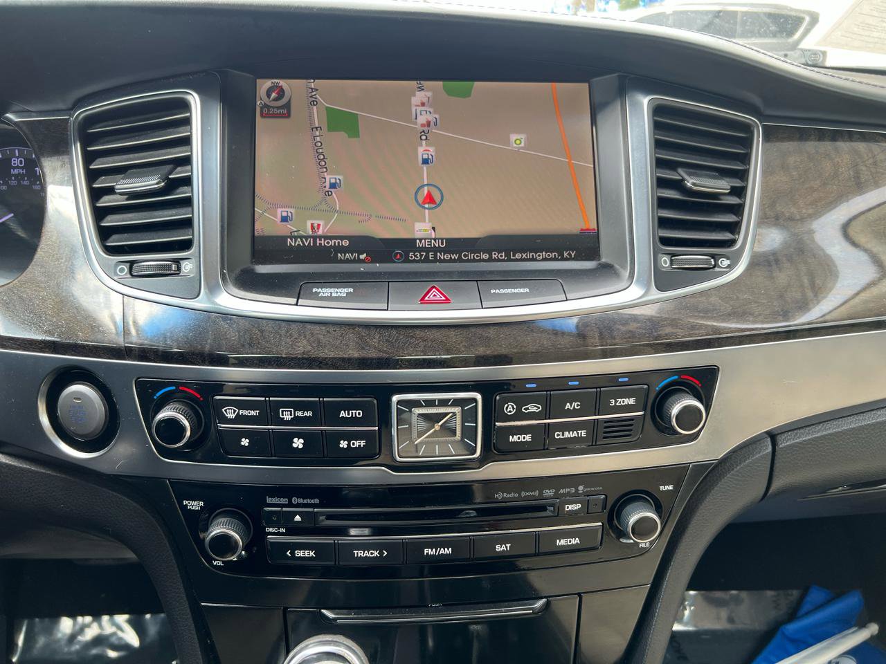 Used 2014 Hyundai Equus Signature RWD image 19