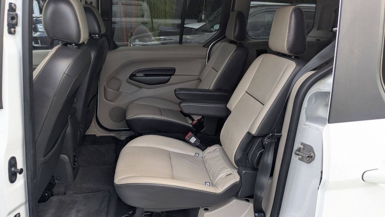 Used 2016 Ford Transit Connect Titanium FWD image 25