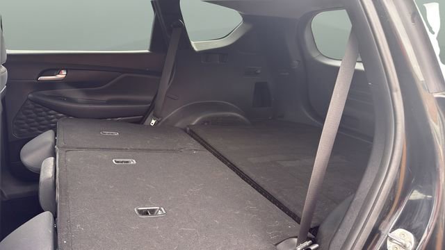 Used 2020 Hyundai Santa Fe SE image 33