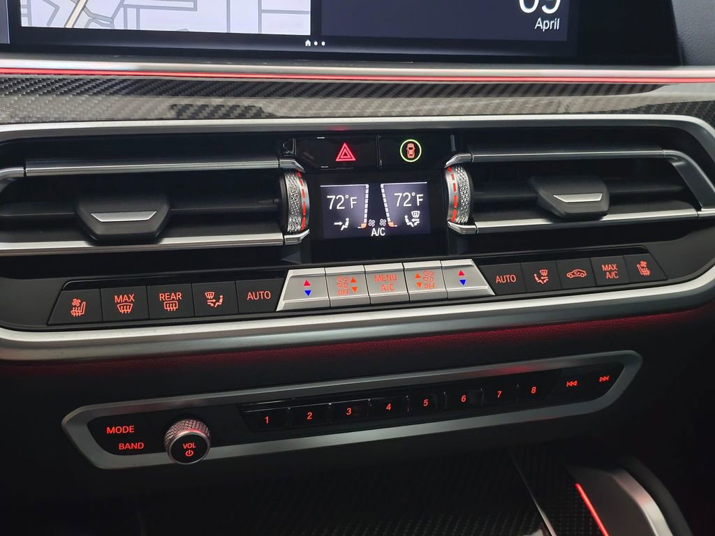 Used 2023 BMW X6 M50i w/ Parking Assistance Package image 15