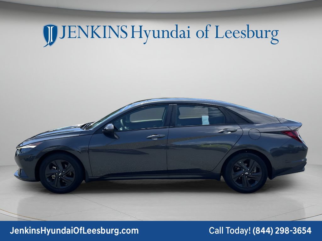 Certified 2023 Hyundai Elantra SEL FWD image 9