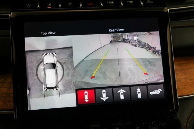 Used 2023 Jeep Grand Cherokee Summit image 28