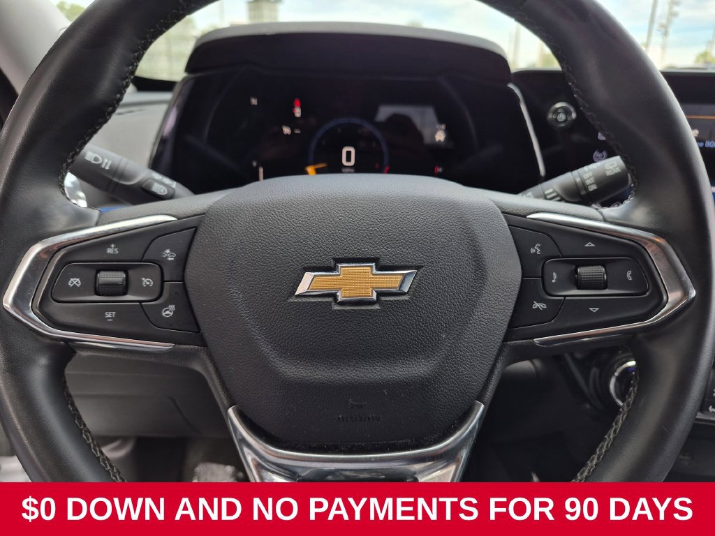 Used 2025 Chevrolet Trax LT w/ LT Convenience Package FWD image 21