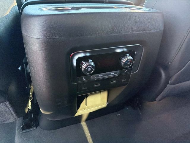 New 2026 GMC Yukon Elevation w/ Elevation Premium Package image 16