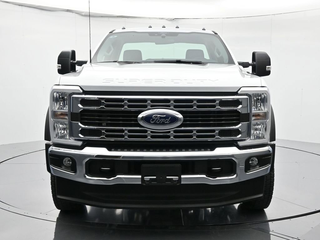 New 2026 Ford F550 4x4 Regular Cab Super Duty image 2