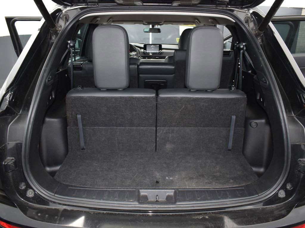 Used 2023 Mitsubishi Outlander SE image 32