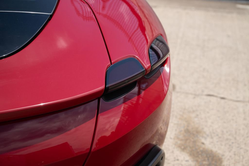 Certified 2022 Ferrari Roma RWD image 25