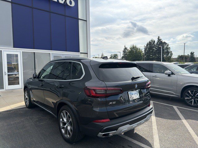 Used 2023 BMW X5 xDrive40i w/ Premium Package AWD/4WD image 8