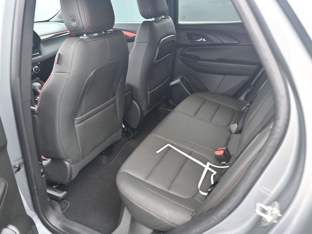 Used 2024 Chevrolet TrailBlazer RS w/ Convenience Package image 17