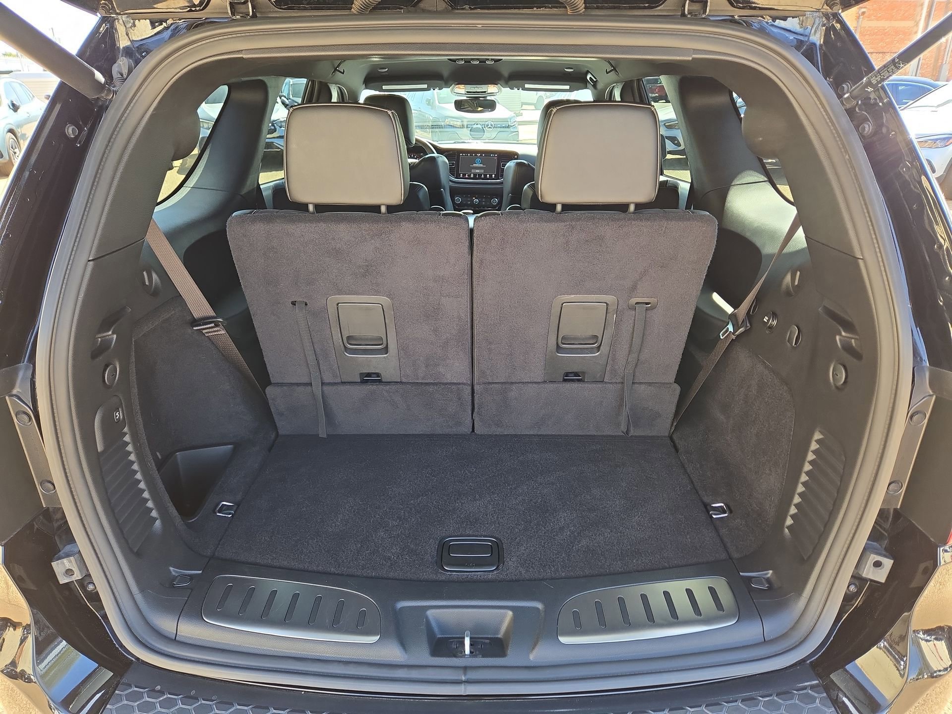 Used 2023 Dodge Durango SRT w/ Black Package image 12