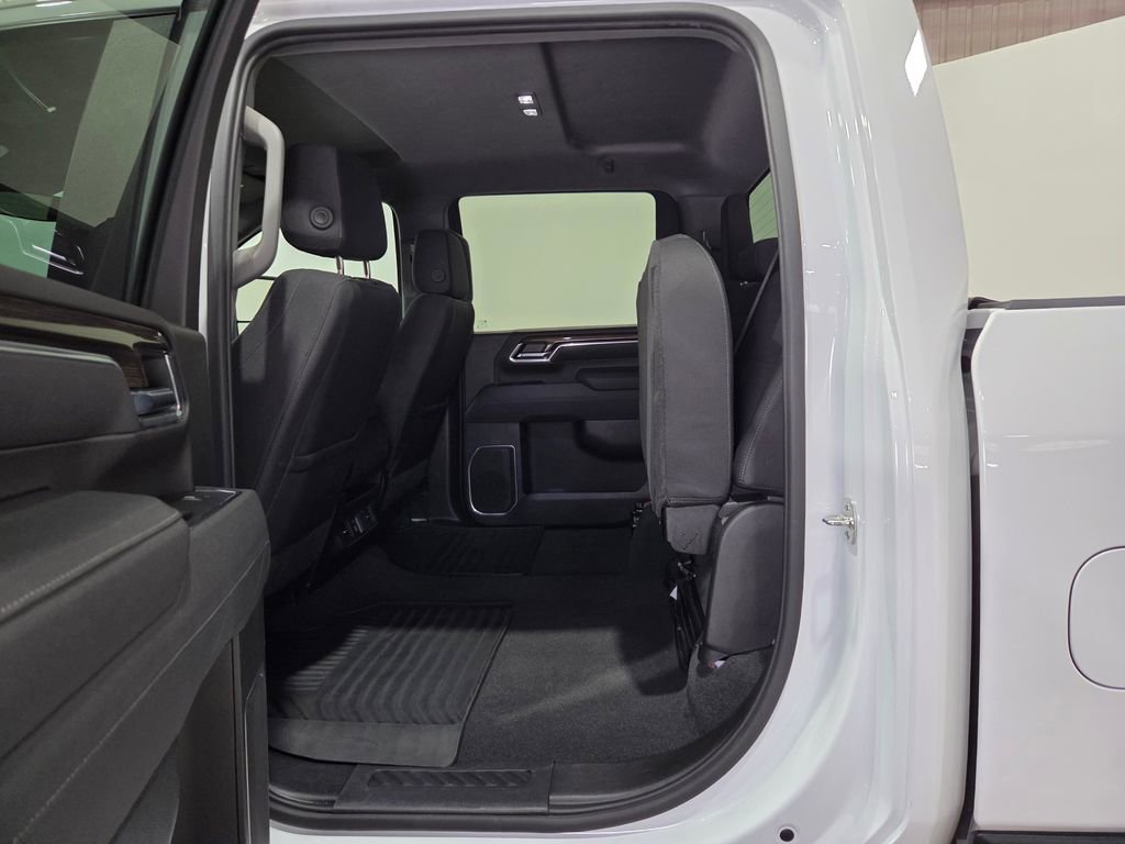 Certified 2025 Chevrolet Silverado 2500 LT w/ Convenience Package image 17