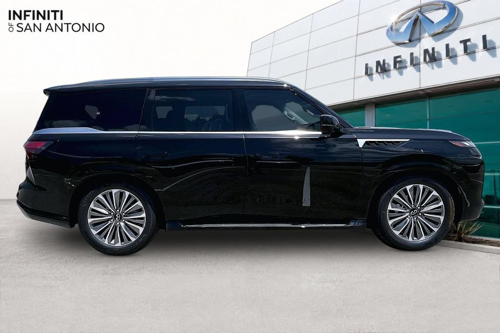 New 2027 INFINITI QX80 Luxe RWD image 8