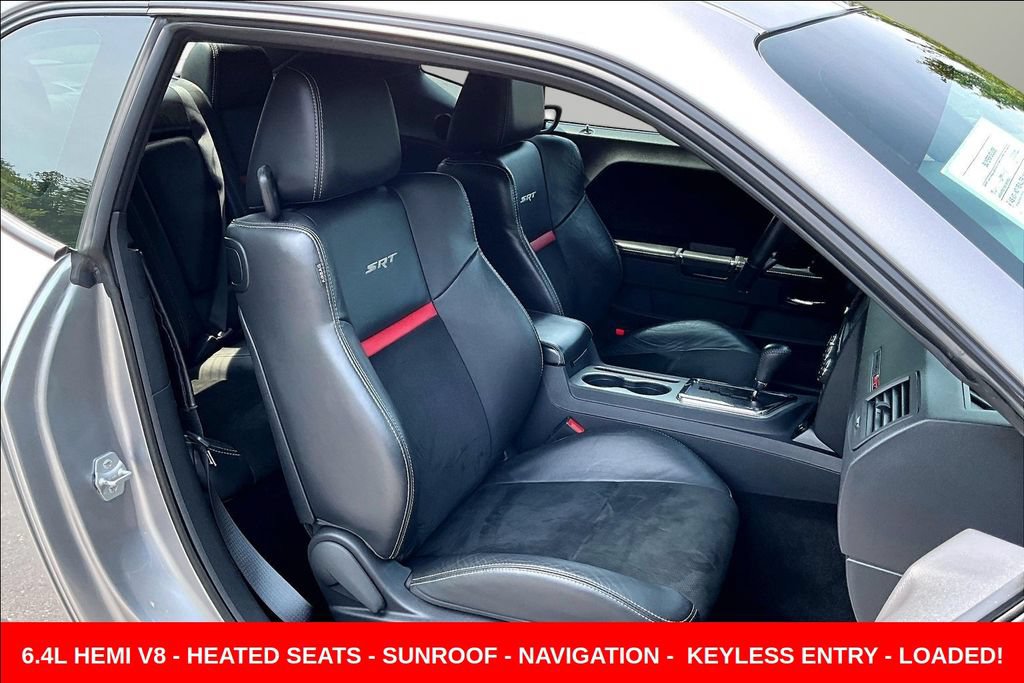 Used 2014 Dodge Challenger SRT8 w/ Harman/Kardon Audio Group RWD image 27