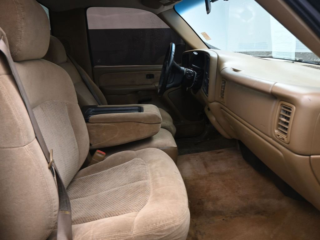 Used 2000 Chevrolet Silverado 1500 LS image 10