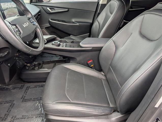 Used 2022 Kia EV6 Wind RWD image 16
