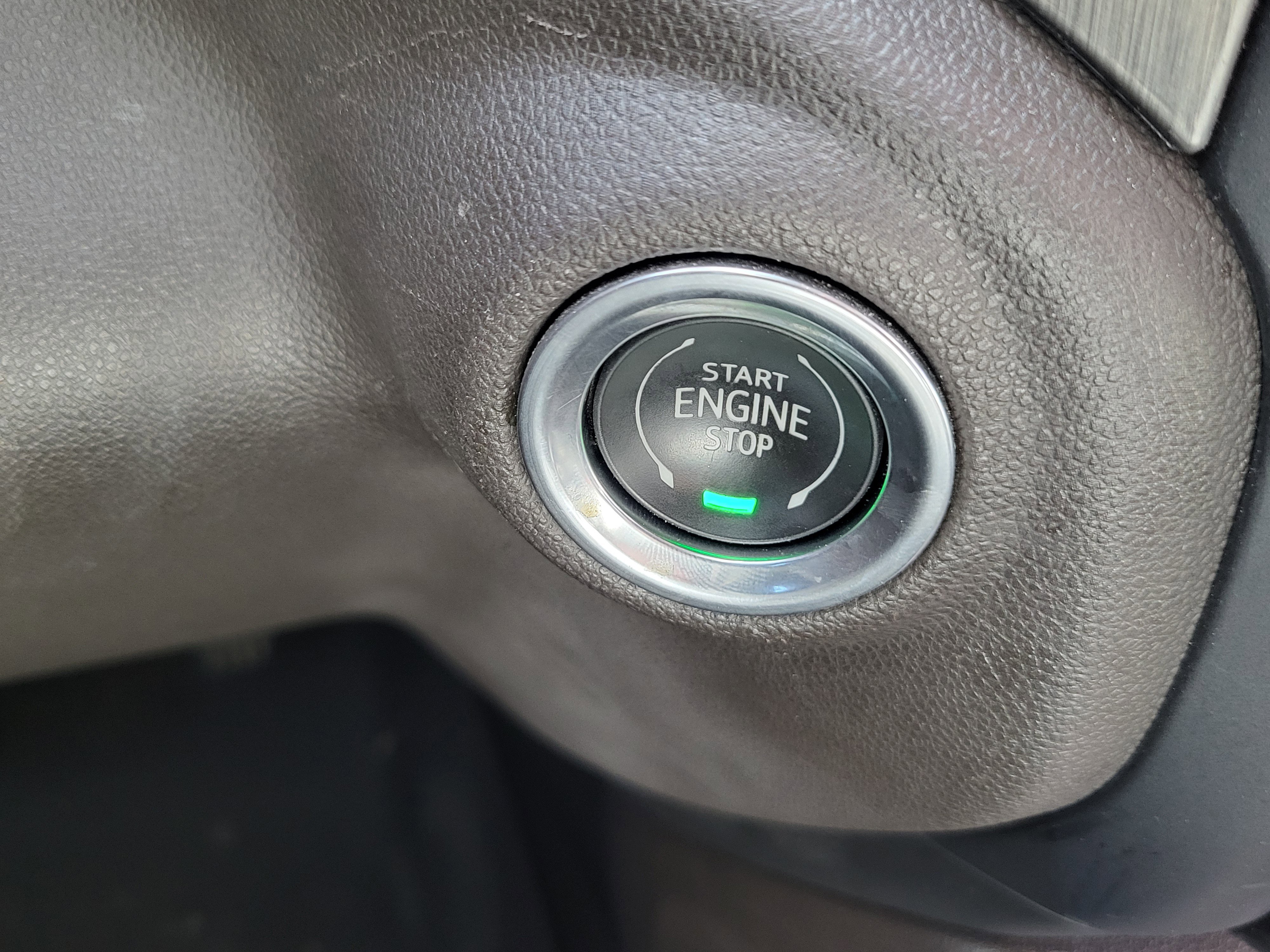 Used 2020 GMC Sierra 2500 Denali w/ Technology Package image 21