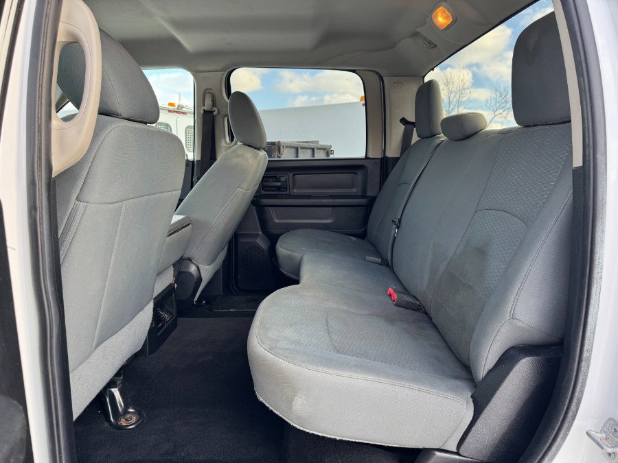 Used 2015 RAM 1500 ST w/ SXT Appearance Group image 16