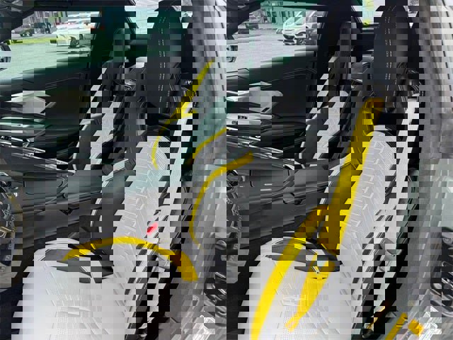 Used 2022 Chevrolet Corvette Stingray Premium Conv w/ Z51 Performance Package image 10