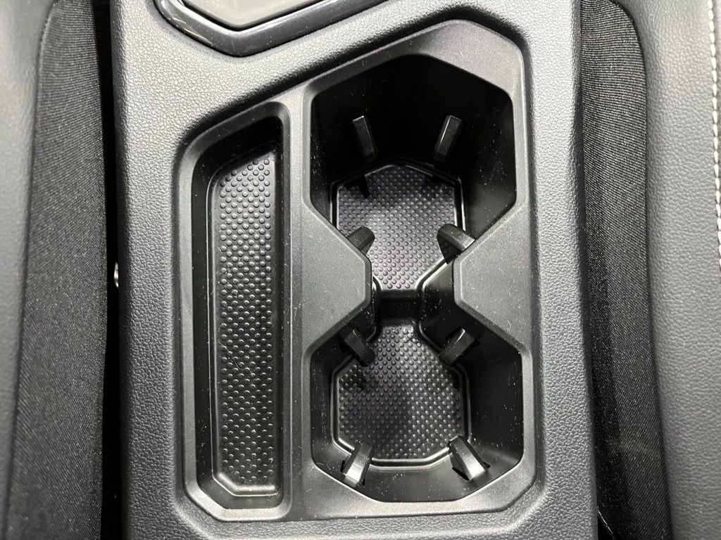 Certified 2024 Volkswagen Tiguan SE R-Line FWD image 15