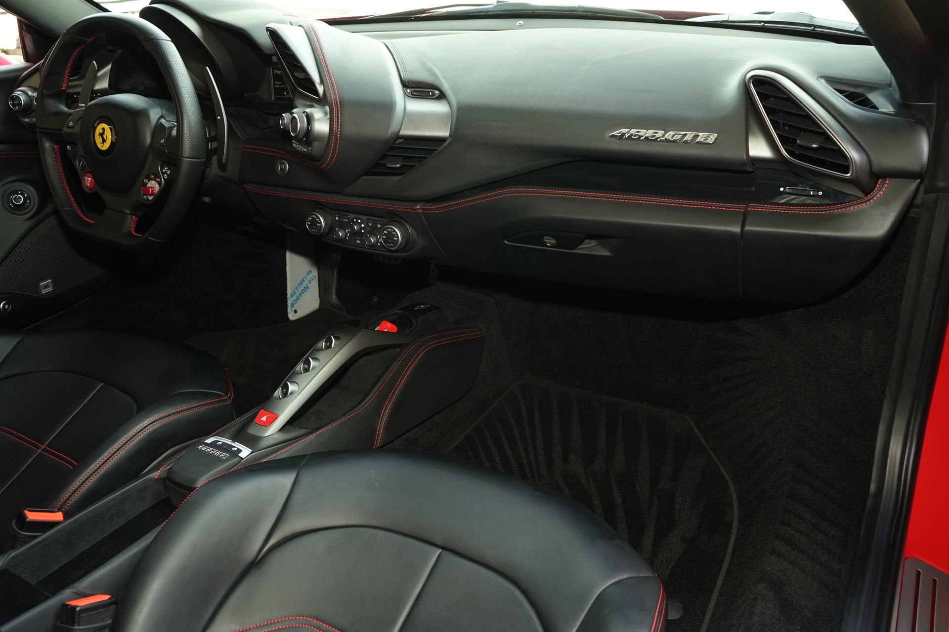 Used 2019 Ferrari 488 GTB image 13