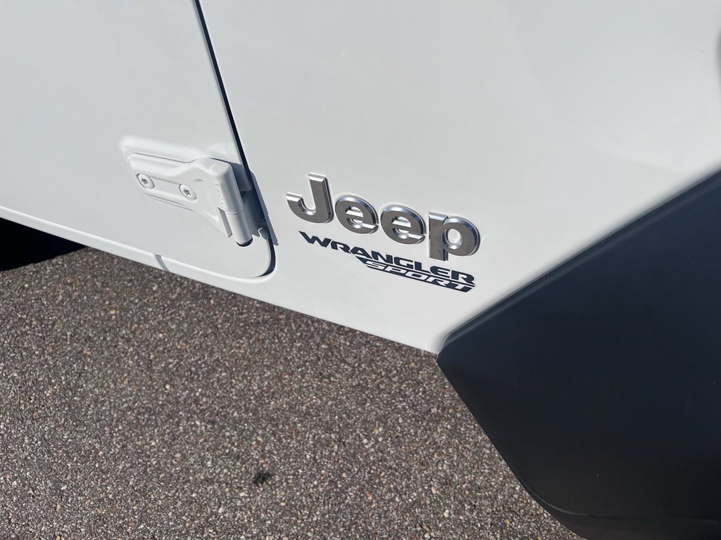 Used 2020 Jeep Wrangler Sport image 6