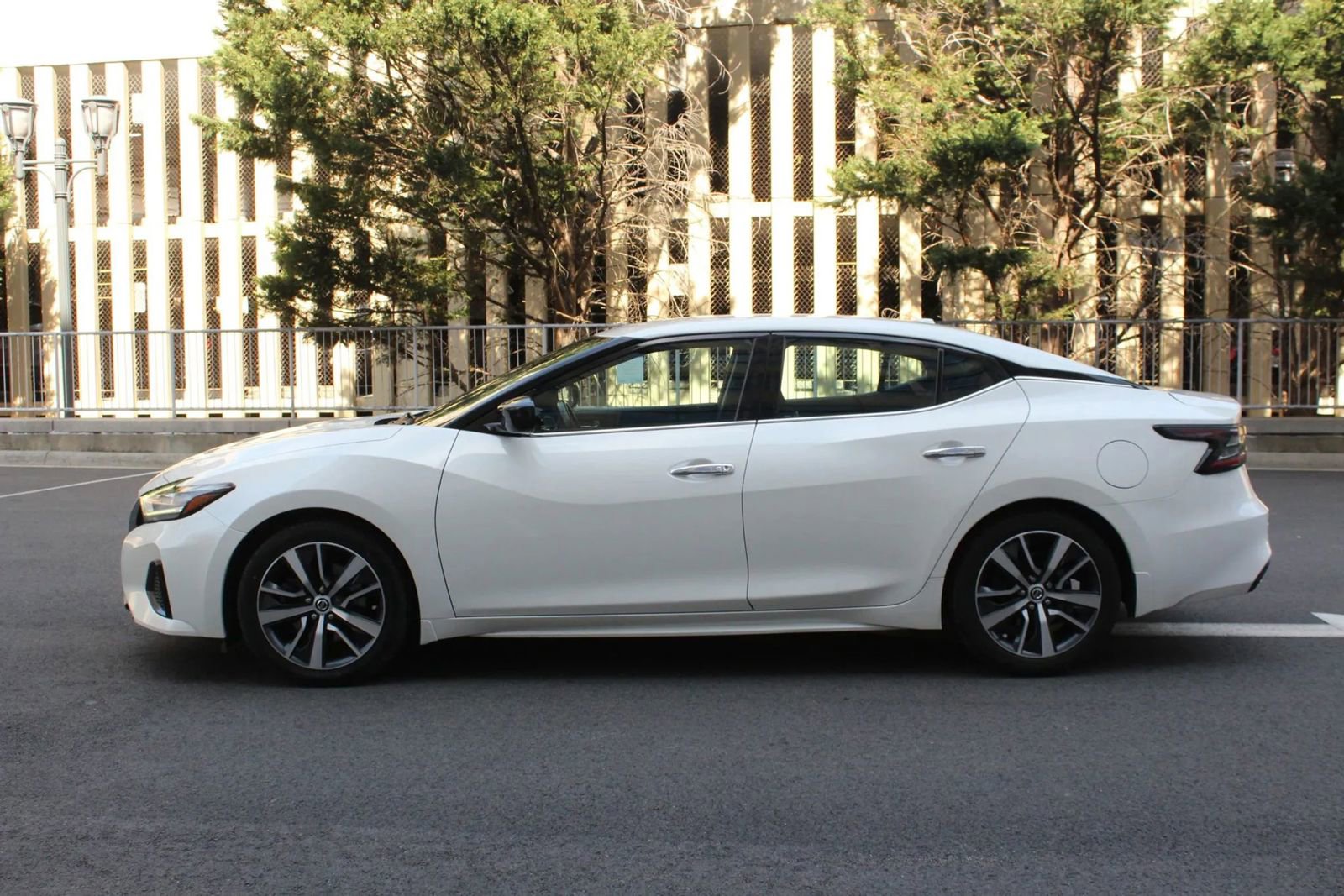 Used 2020 Nissan Maxima 3.5 S w/ Floor Mat Group FWD image 11