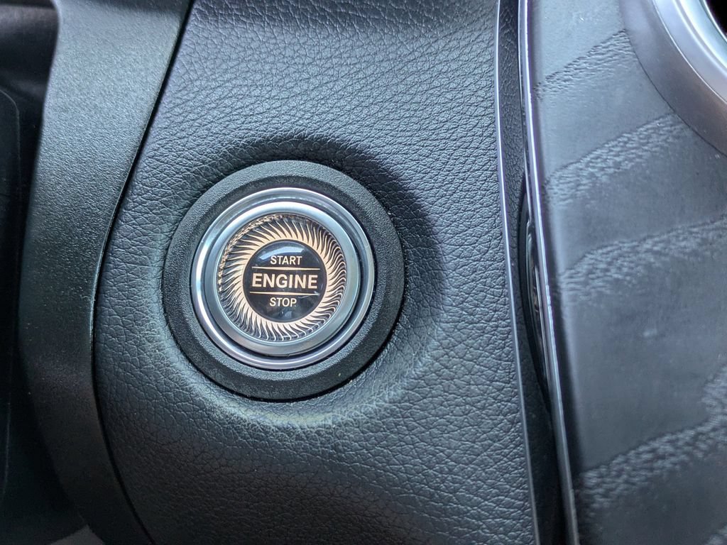 Used 2022 Mercedes-Benz GLC 300 image 33
