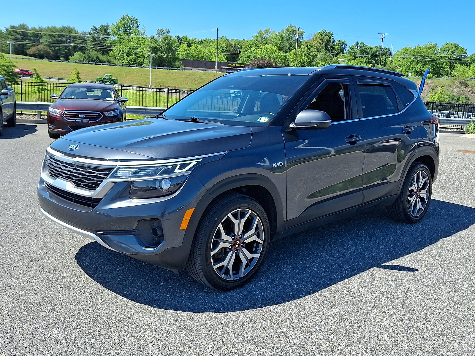 Used 2021 Kia Seltos S AWD/4WD image 4