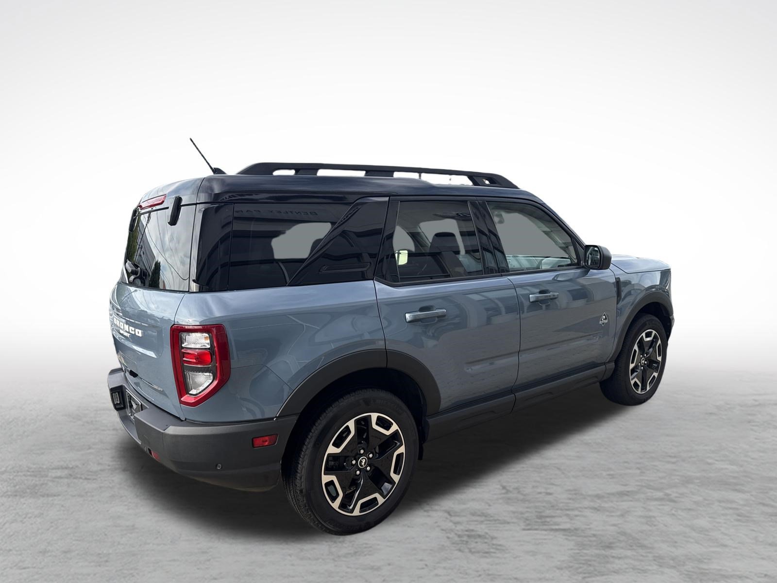 Used 2024 Ford Bronco Sport Outer Banks w/ Tech Package AWD/4WD image 11
