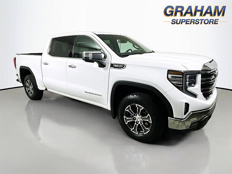 Used 2024 GMC Sierra 1500 SLT image 1