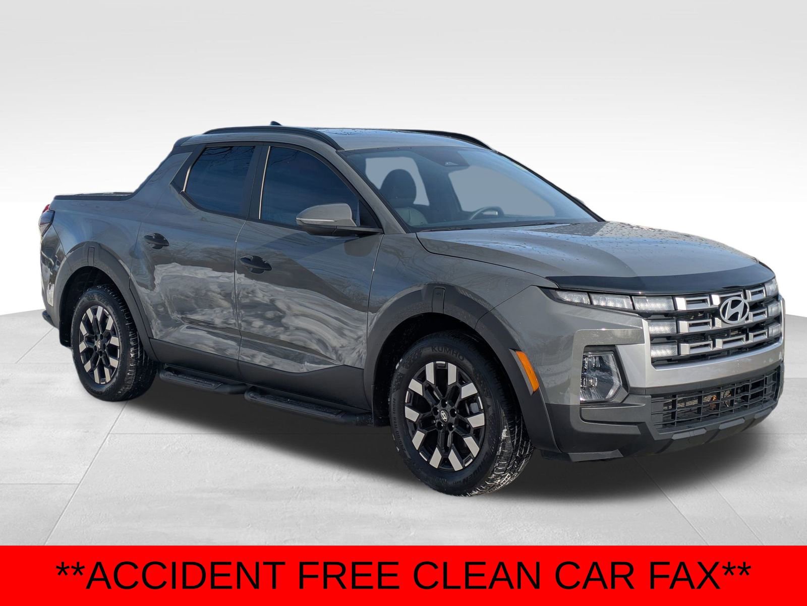 Used 2025 Hyundai Santa Cruz SEL image 4