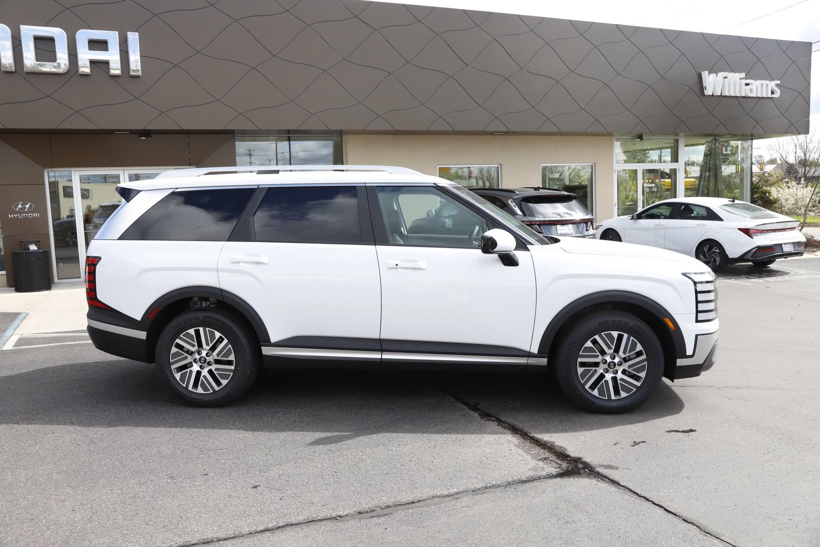 New 2026 Hyundai Palisade SEL AWD/4WD image 2