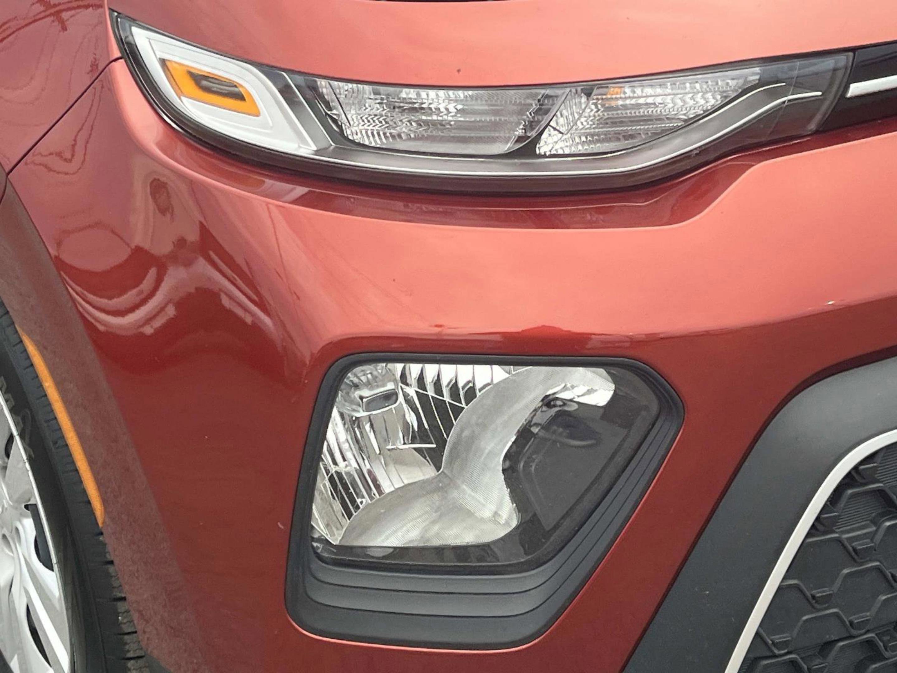 Used 2022 Kia Soul LX image 35