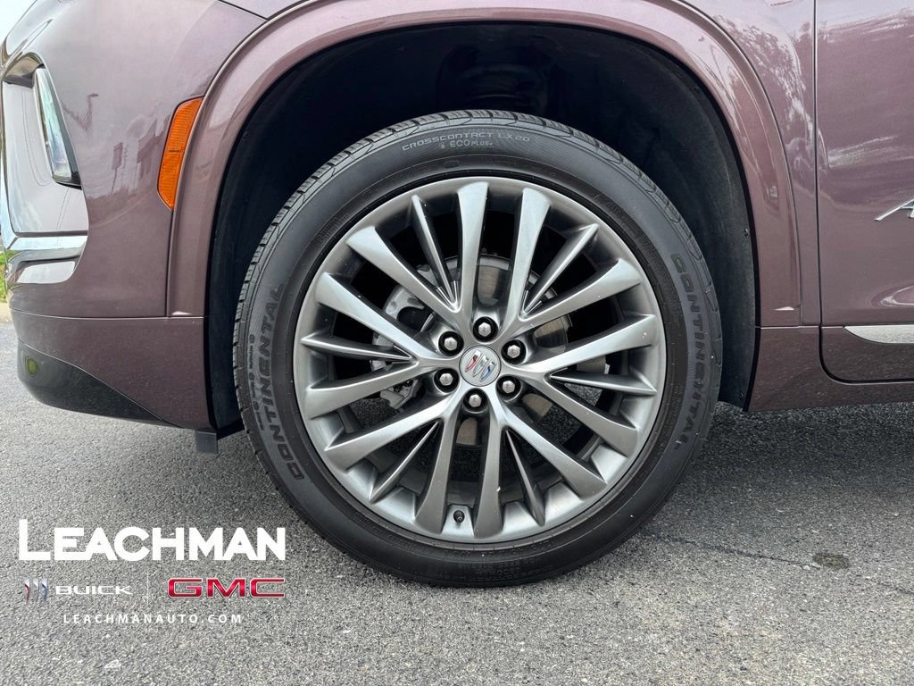 Certified 2025 Buick Enclave Avenir w/ LPO, Floor Liner Package FWD image 8