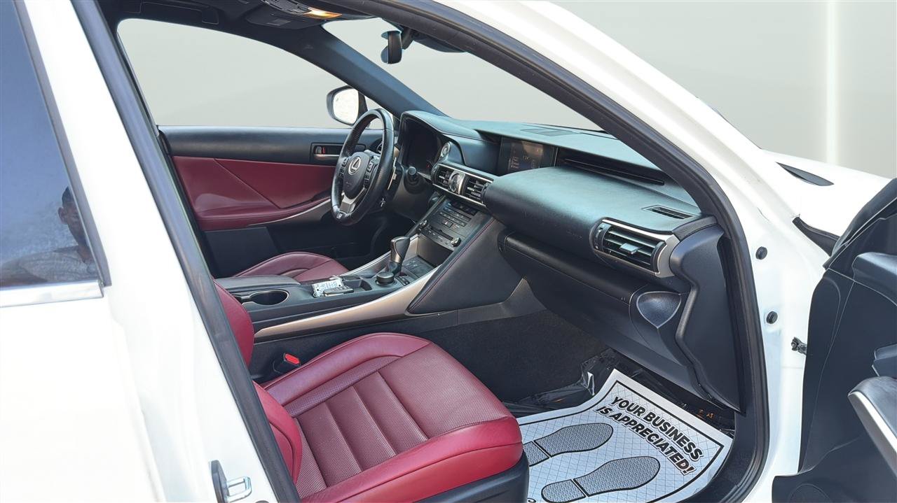 Used 2019 Lexus IS 300 F Sport w/ F Sport Package RWD image 15