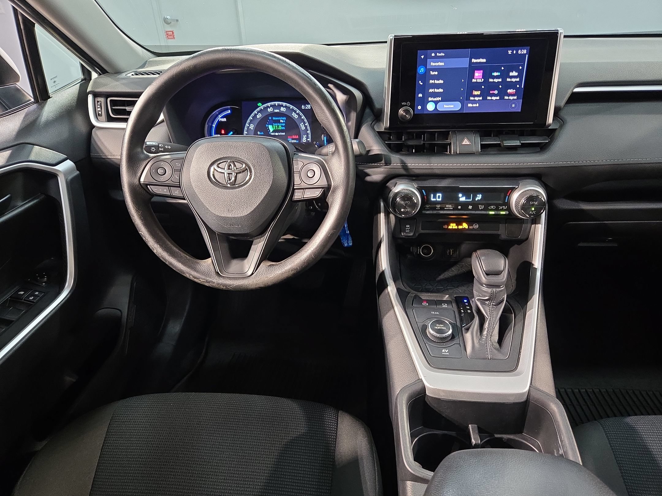 Used 2024 Toyota RAV4 LE AWD/4WD image 9