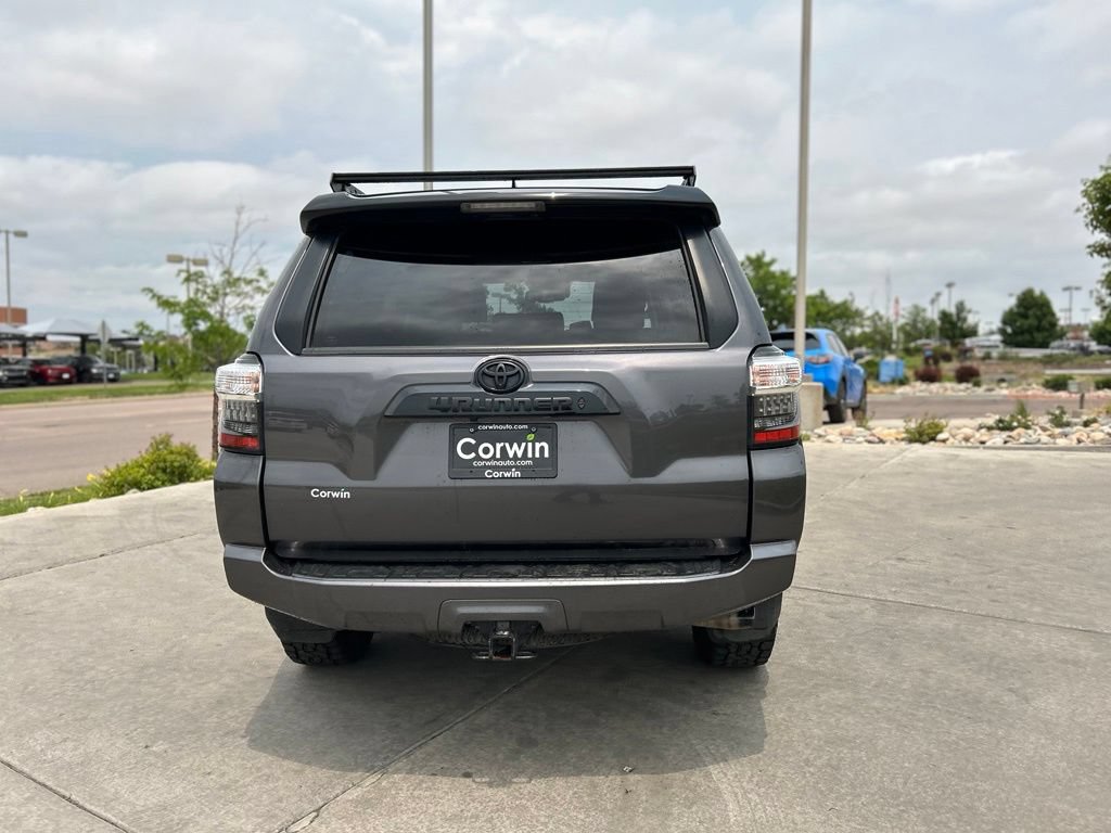 Used 2021 Toyota 4Runner Venture w/ Moonroof Package AWD/4WD image 8