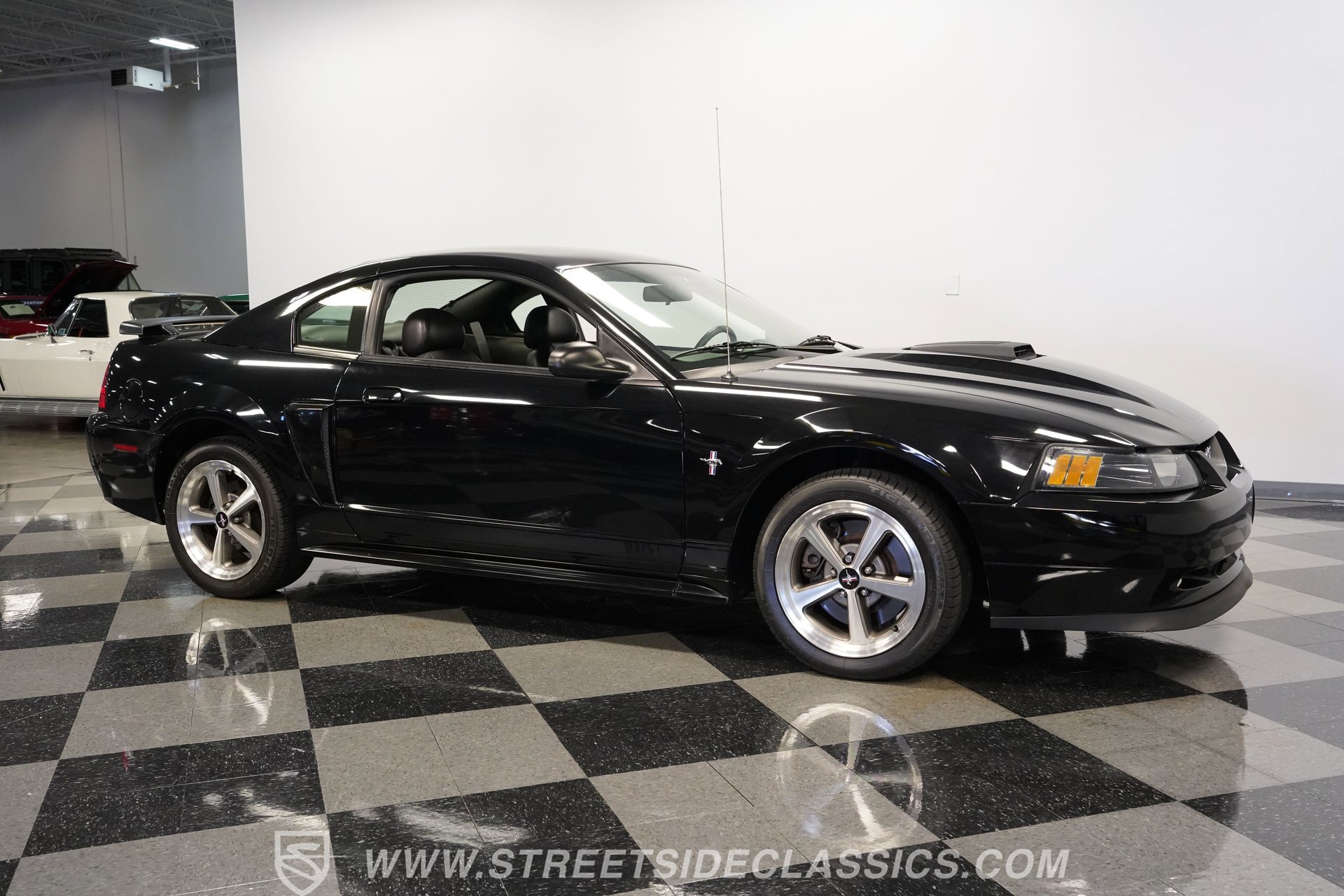 Used 2003 Ford Mustang Mach 1 RWD image 16